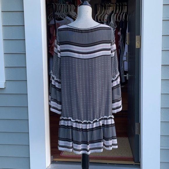 Max studio dress black with white and pink boho with ruffled sleeves semi sheer - Picture 5 of 9